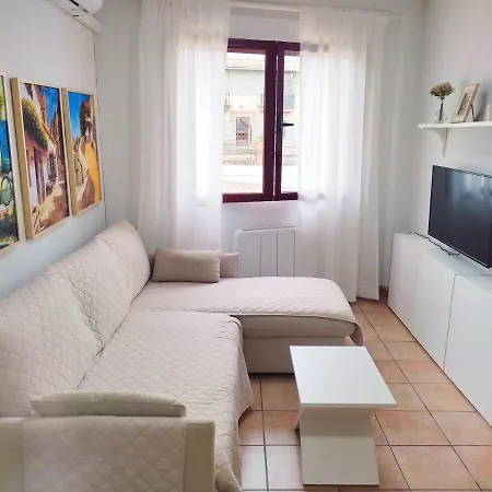Gredosrentals - Apartamento Castillo * La Adrada
